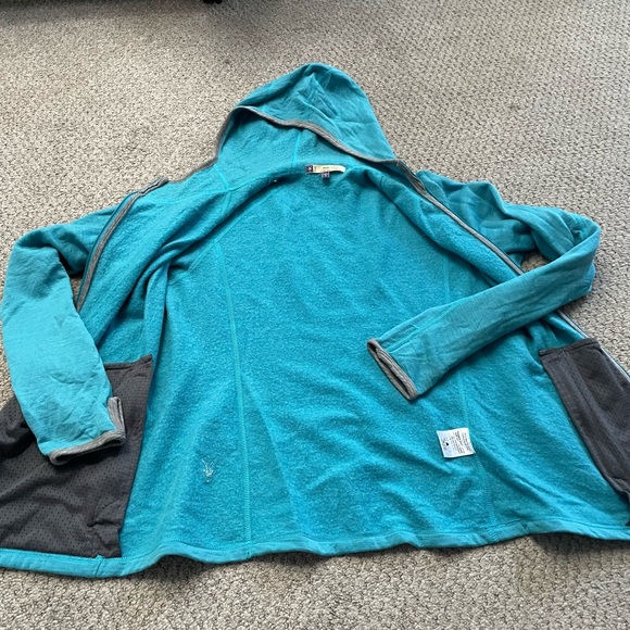 Ibex - Merino Wool Fleece Asymmetric Full Zip Hoodie - Picture 4 of 10